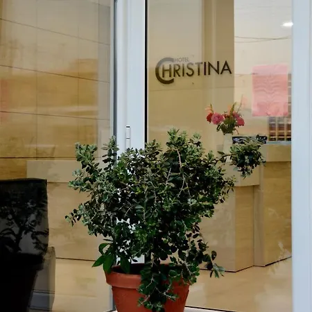 Christina *